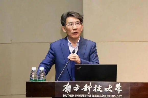 薛其坤院士：颠覆性创新，往往源自“无用的研究”